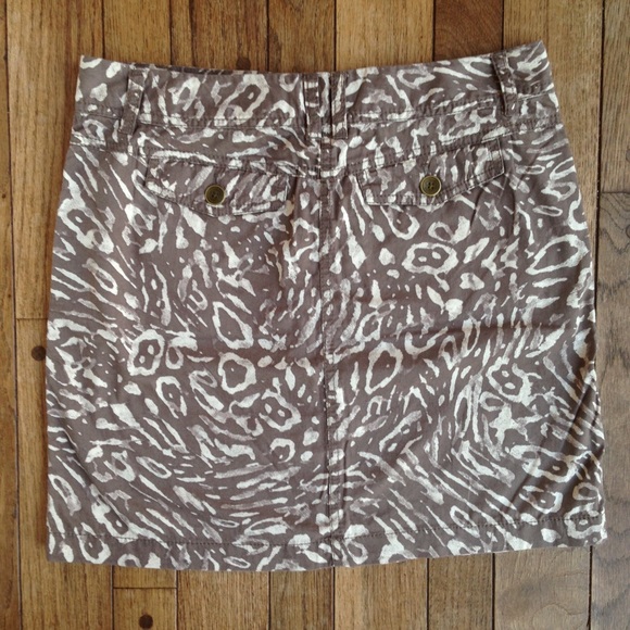 *free* Ann Taylor LOFT brown animal print skirt - Picture 5 of 5