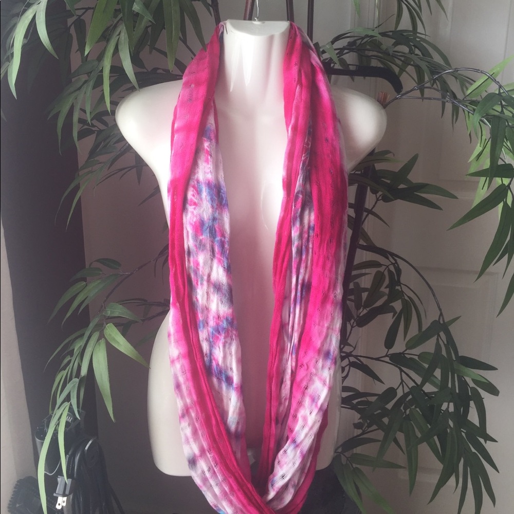 Infinity scarf