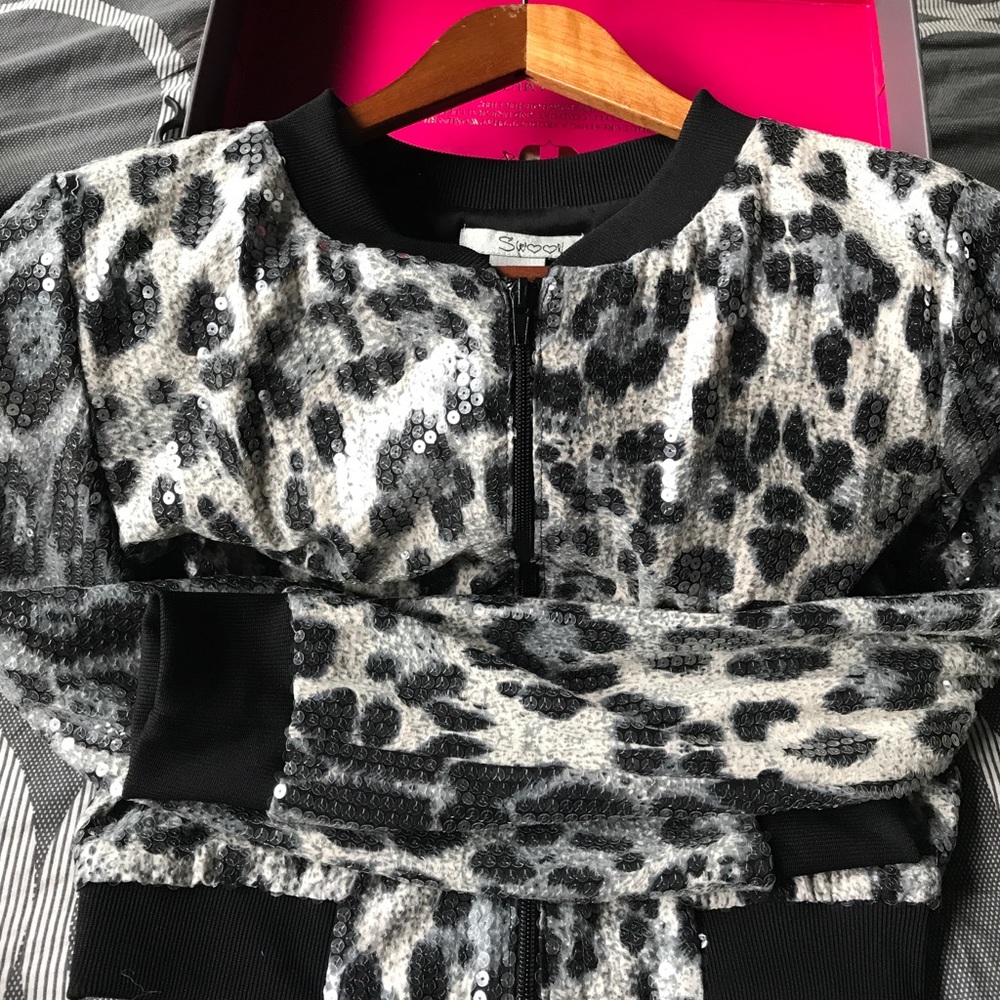 Sequin grey leopard jacket.