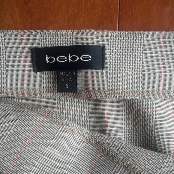 BEBE HOUNDSTOOTH/PLAID BROWN SKIRT W/ EMBROIDERY - Picture 6 of 8