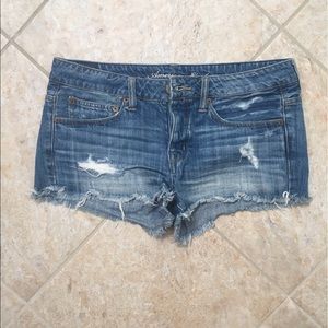 American Eagle distressed cut off shorts