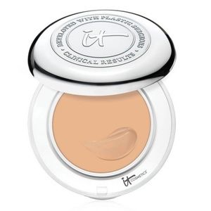 NEW IT COSMETICS CONFIDENCE IN A COMPACT - MED TAN