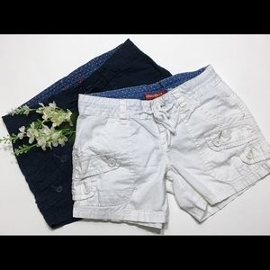 Lot of 2 - Juniors Size 3 Union Bay Shorts