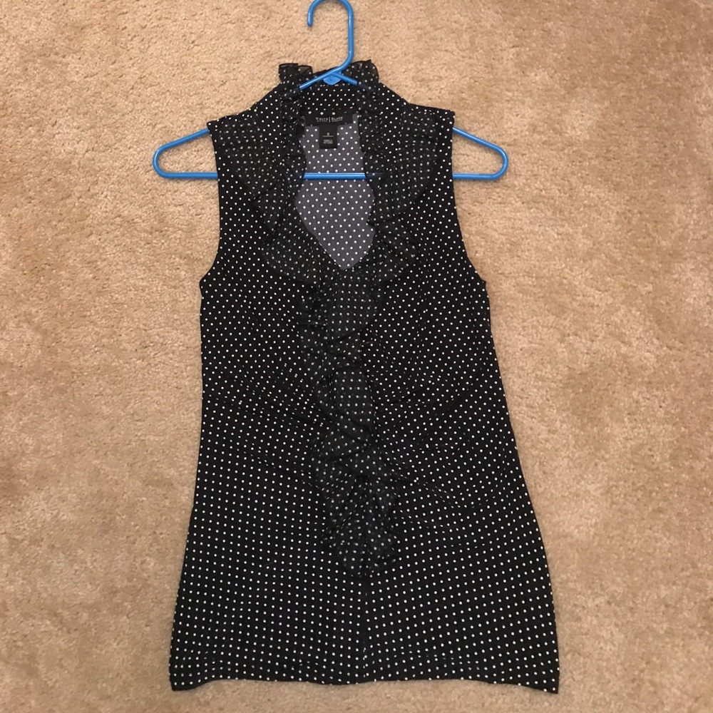 Adorable polka-dog tank