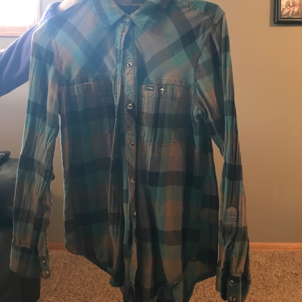 hurley button up