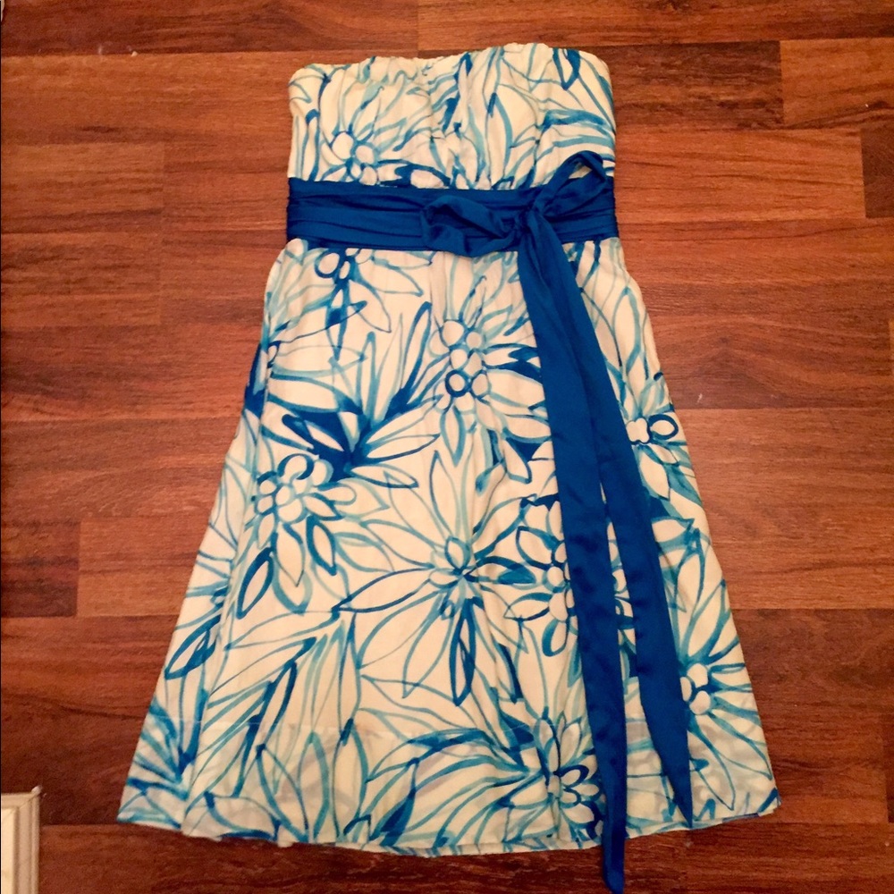 Strapless spring/summer dress