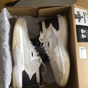 Adidas D Lillard 2 all white
