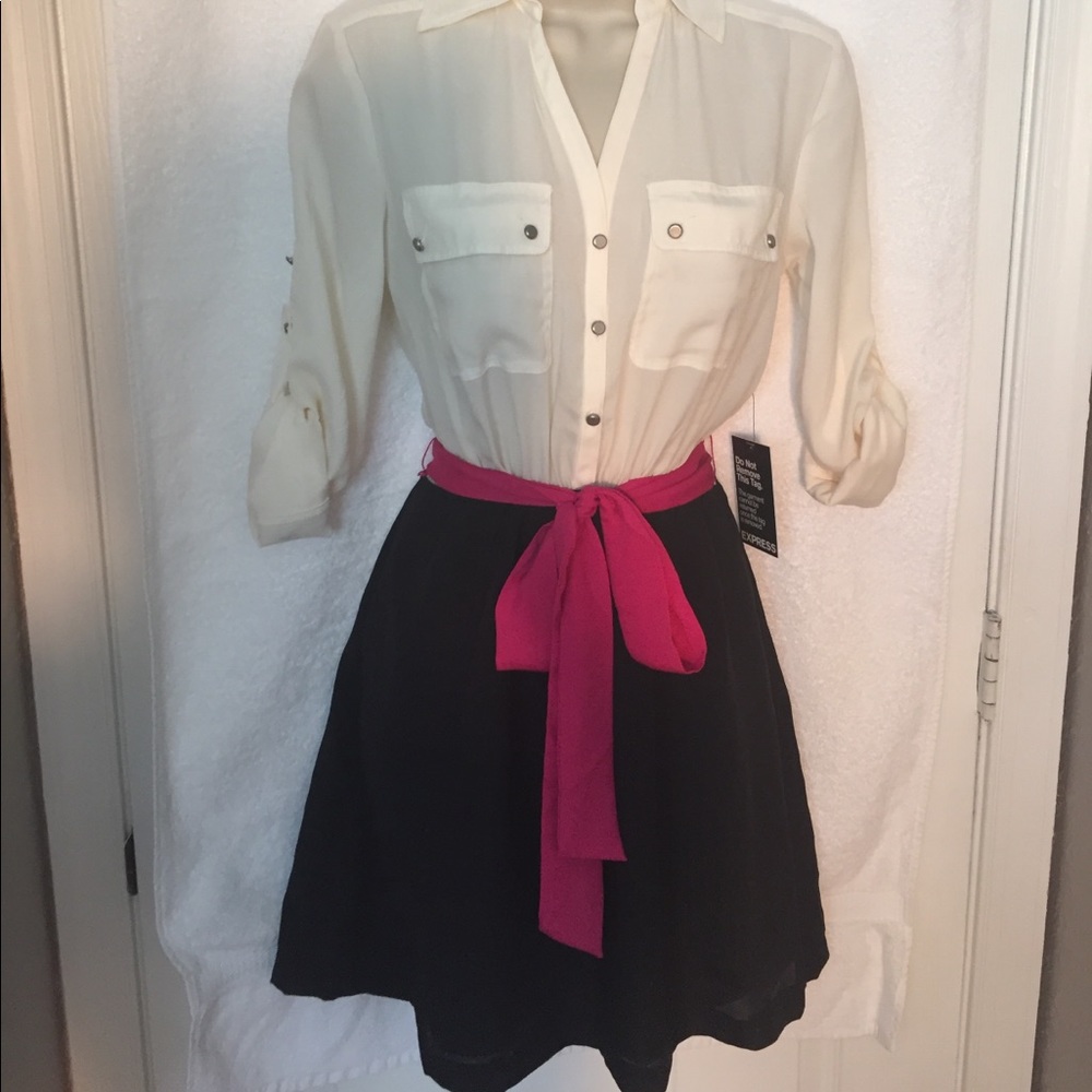 💙NWT:  Express: Dress