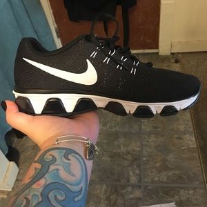 Brand new never worn Nikes!