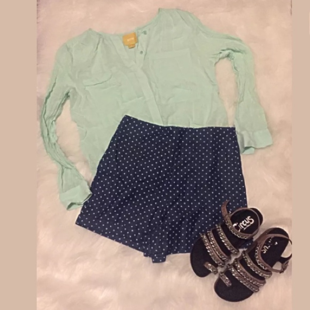 Everly Fine Tuned High Waisted Polka Dot Shorts