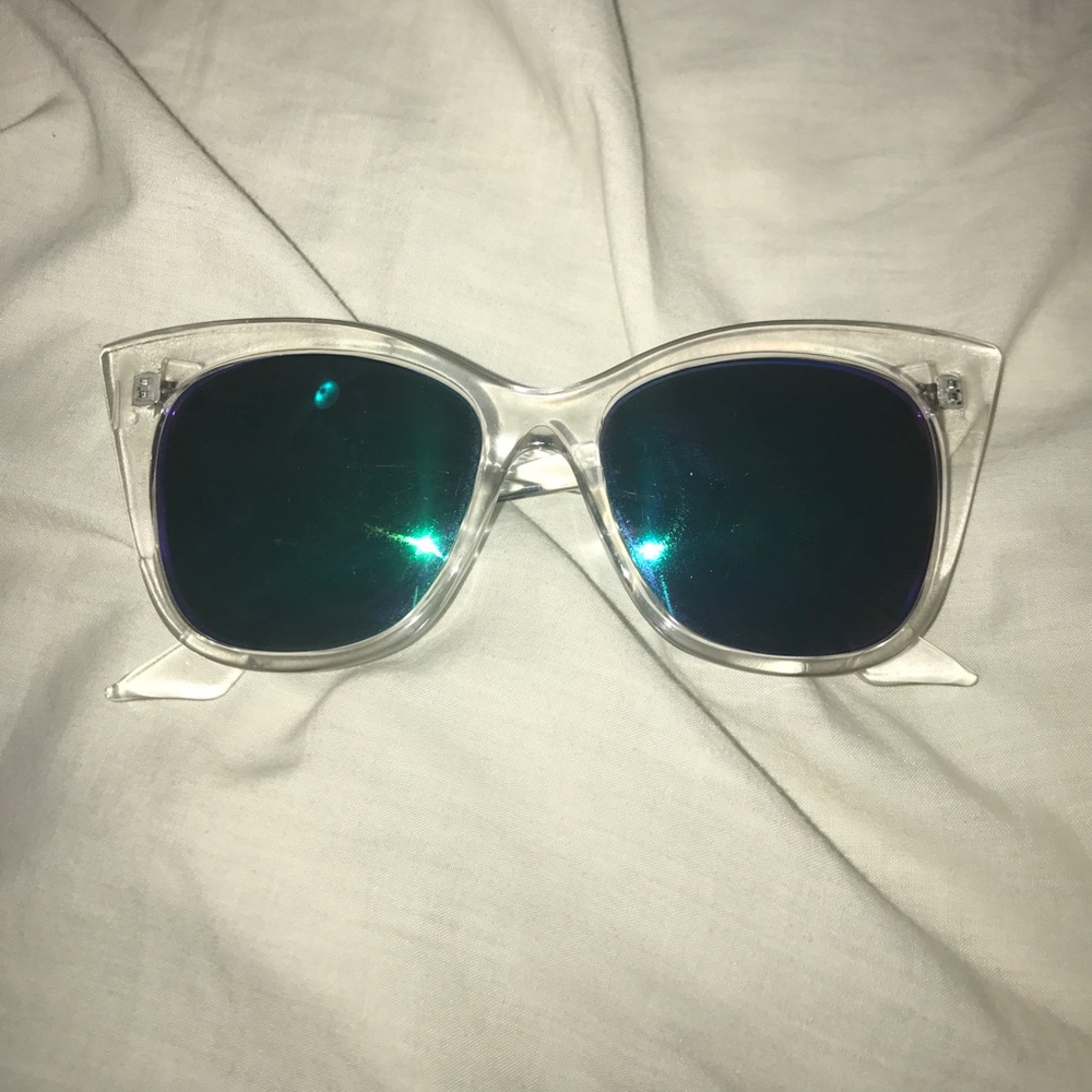cat eye sunglasses
