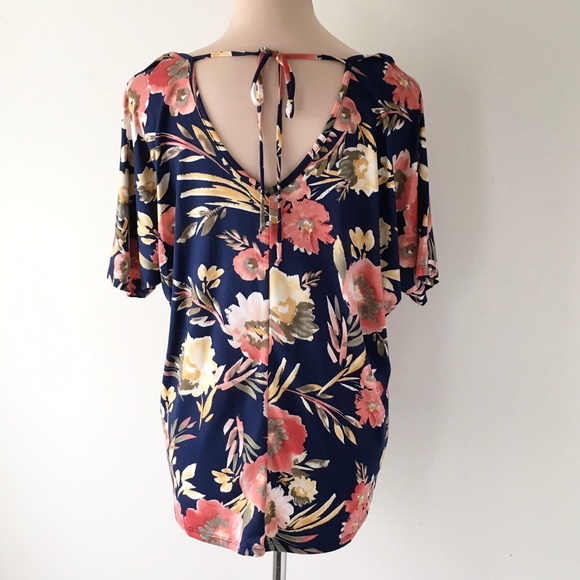 Floral Cold Shoulder Tie Back Double V Neck Top - Picture 8 of 8