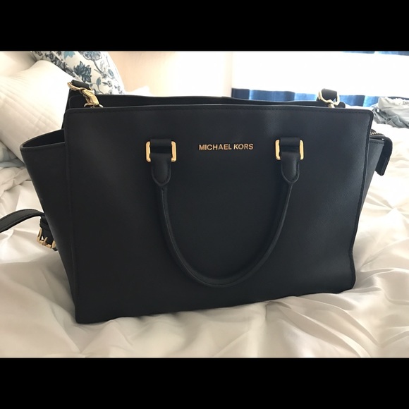 Michael Kors 'Medium Selma' Leather Satchel - Picture 1 of 4