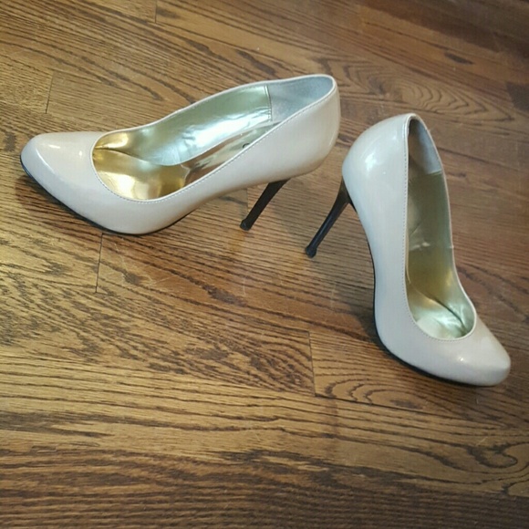 Carlos Santana High Heels - Picture 3 of 6