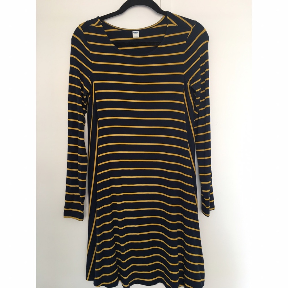 Old navy striped dress - Size Small - 14$🍓