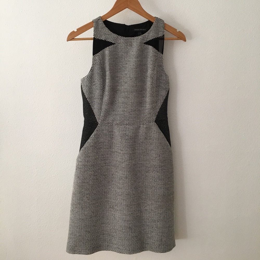 B&W Banana Republic Geometric Dress