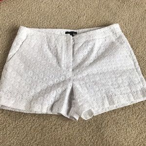 Harve Benard Womens White Eyelet Flat Front Shorts