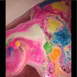 Meet your Posher, Macey