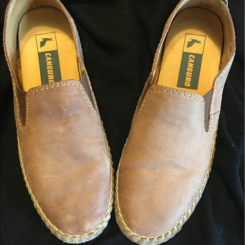 Canguro Suede casual shoe.