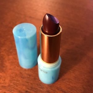 NEW TARTE HYDRATING LIPSTICK in SHADES (oxblood)