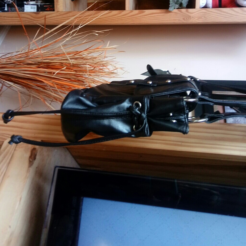 Brand new black soft leather bag .  Never used - Picture 2 of 8