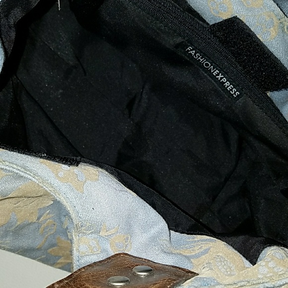 Handbag - Picture 2 of 5