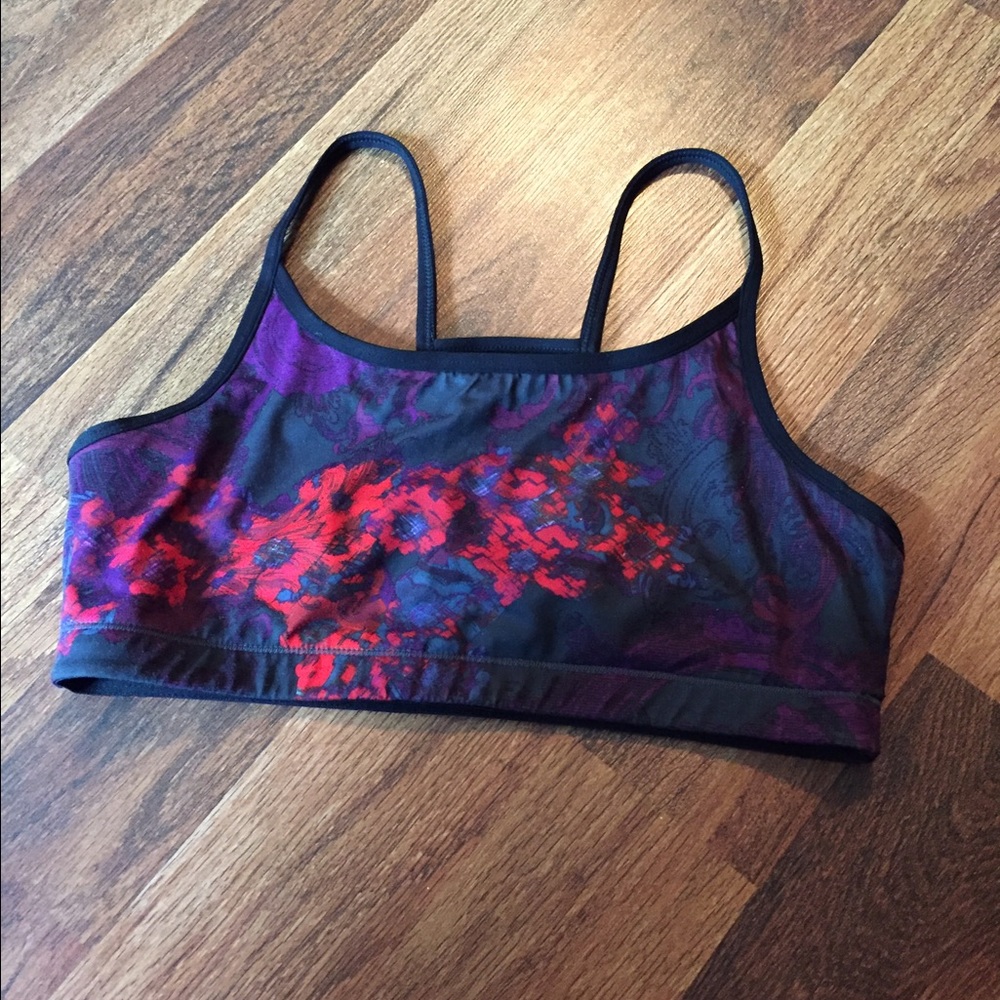 Fabletics sports bra
