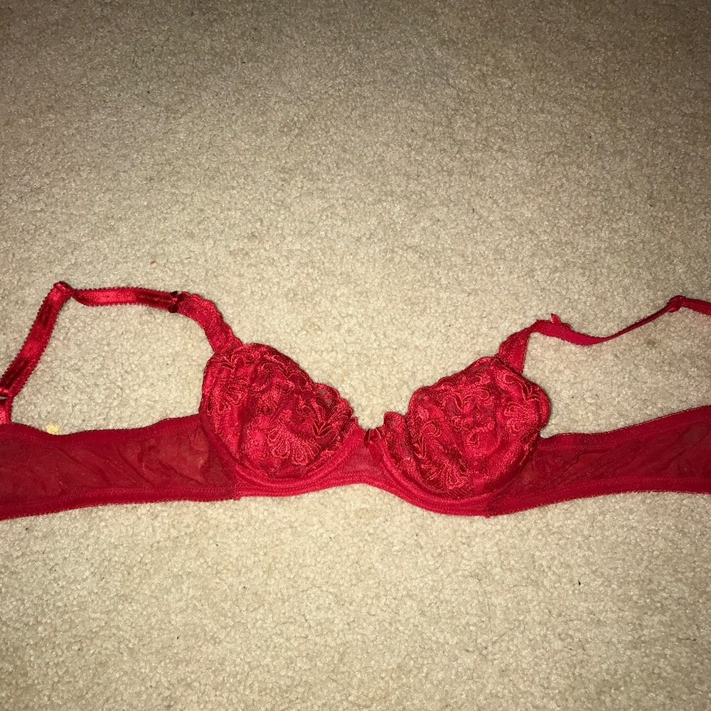 vs sexy red lace bra