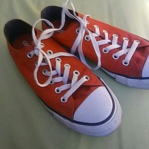 RED low top mens converse