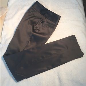 💙NWT: Express Dark Gray Long Pants.