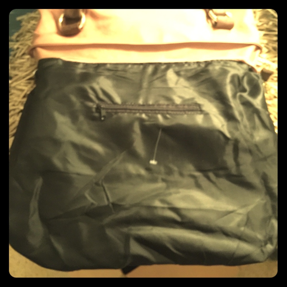 Purse - Picture 4 of 4