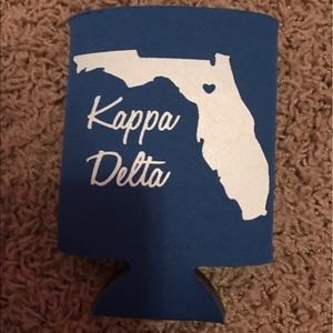 Kappa delta beverage sleeve