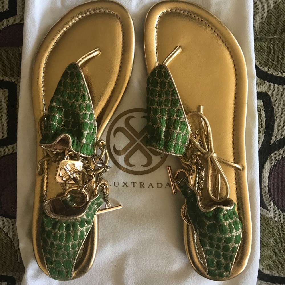 Gold and green Luxtrada bikini sandal
