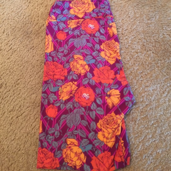 NWOT Lularoe TC Floral Leggings - Picture 1 of 2