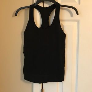 Black workout tank
