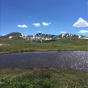 Meet your Posher, Caitlin