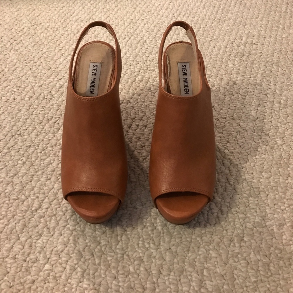 Steve Madden wedges