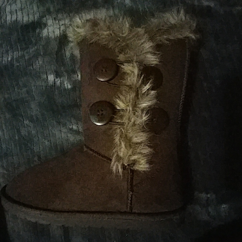 Merona Brown Button Faux Fur Ugg Inspired Boots