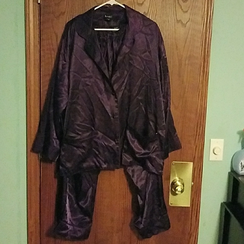 Satin pajamas set