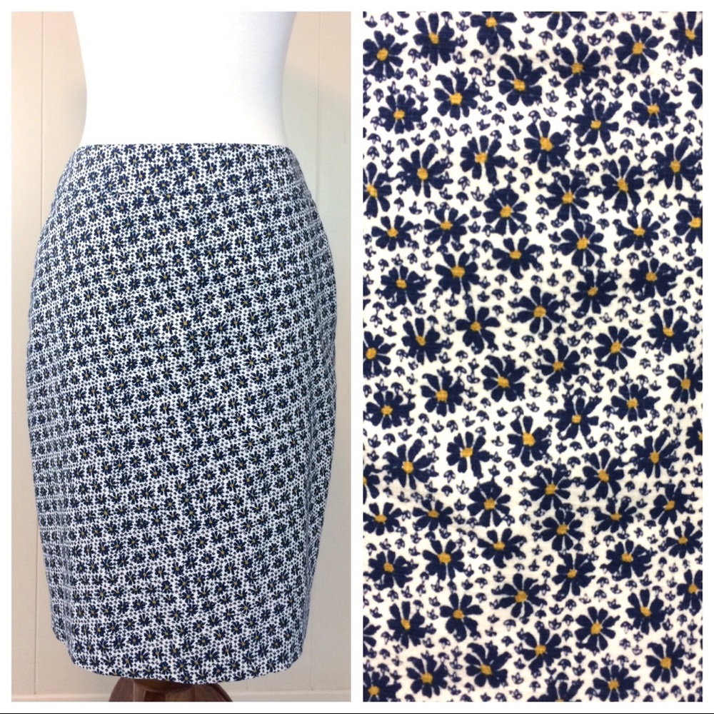 Ann Taylor | Floral Pencil Skirt