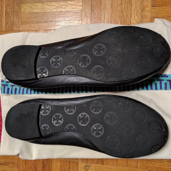 Tory Burch Reva Black Silver Ballet Flats - Picture 2 of 3