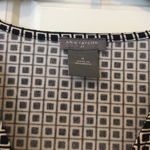 Ann Taylor sz 4 dress, black&cream, comfy&classy - Picture 2 of 3