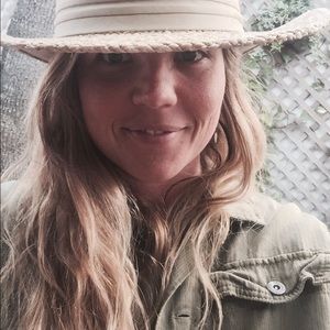 Meet your Posher, Jenna