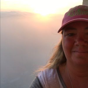 Meet your Posher, Connie