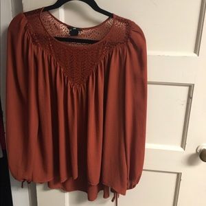 Flowy long sleeve blouse