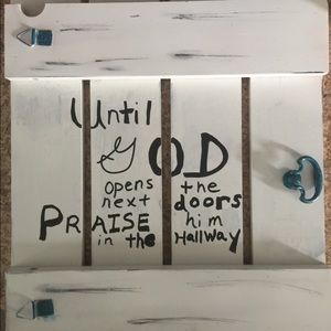 Meet your Posher, Laura