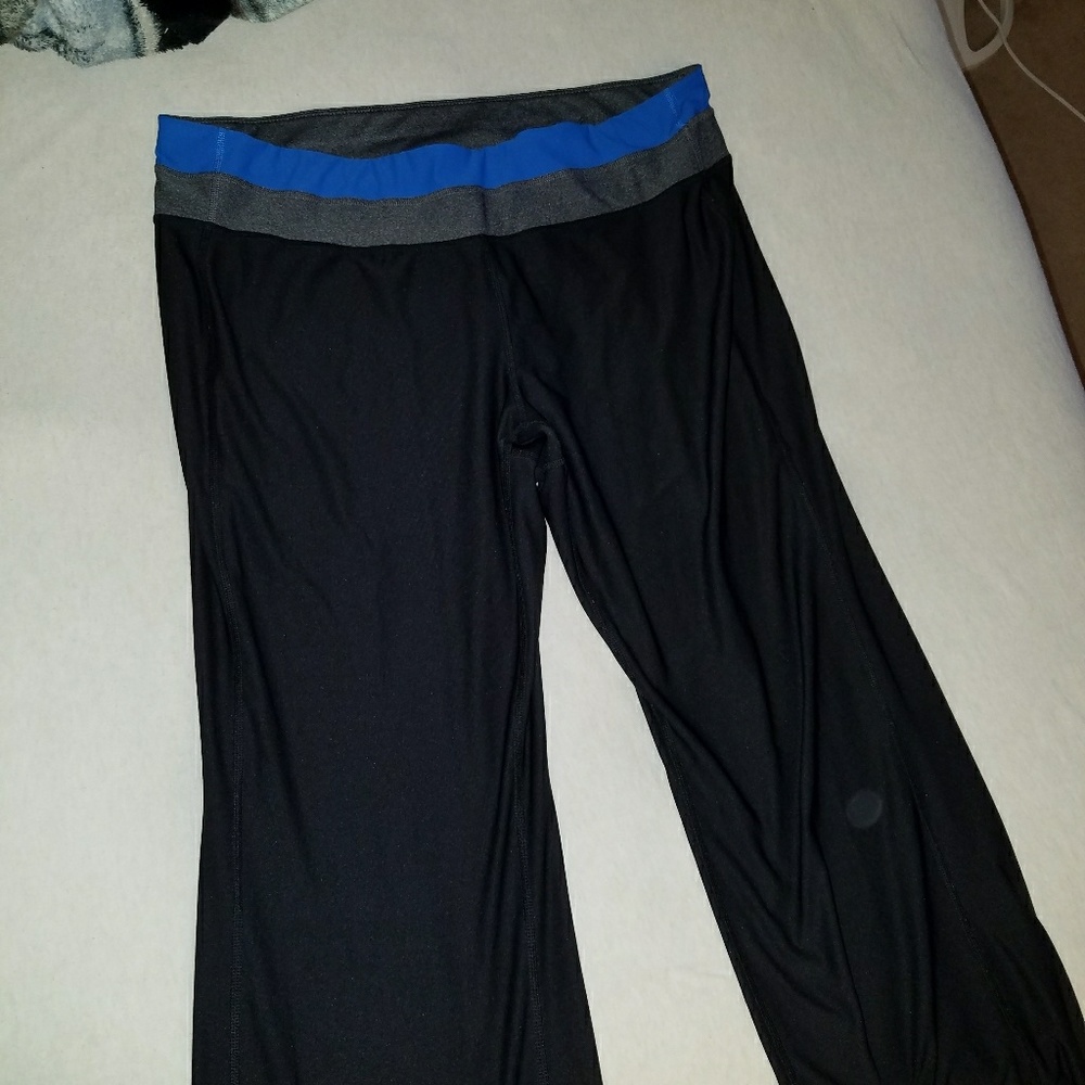 Women's yoga pants