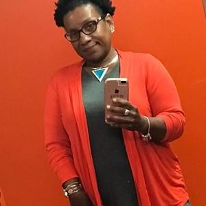 Meet your Posher, Carla