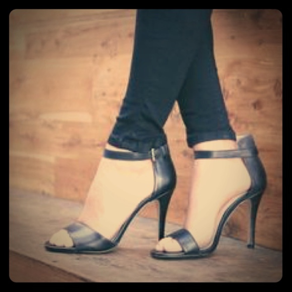 Shoemint Bovary Black Heels 7.5 Gently Worn