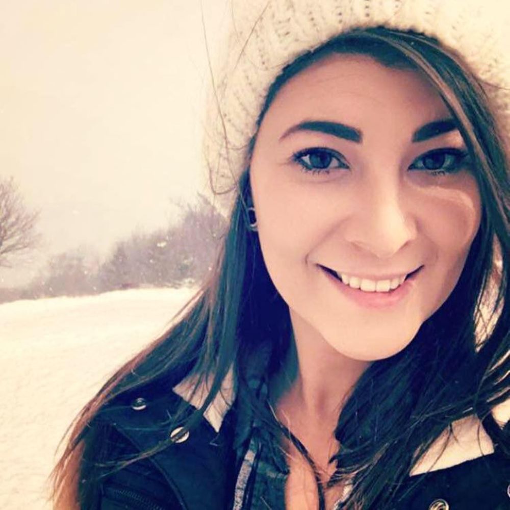 Meet your Posher, Melanie